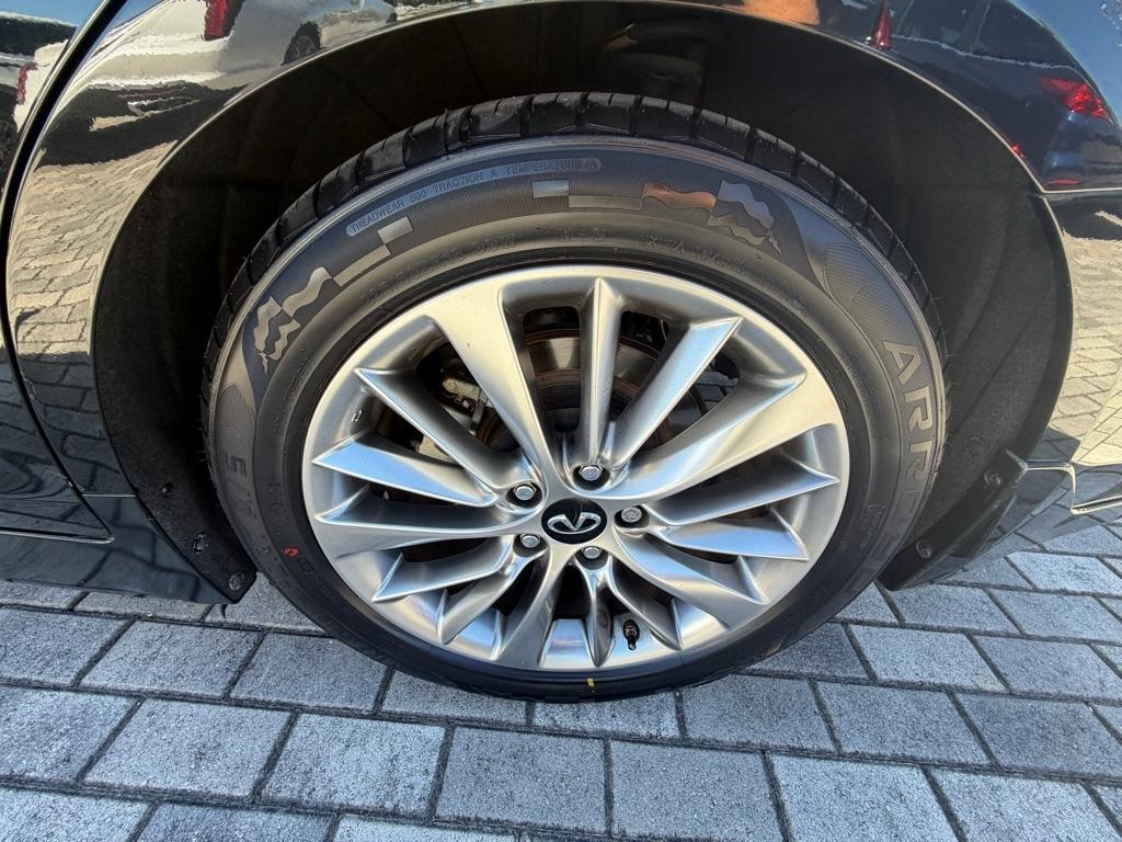 Infiniti Q50 LUXE RWD 2022