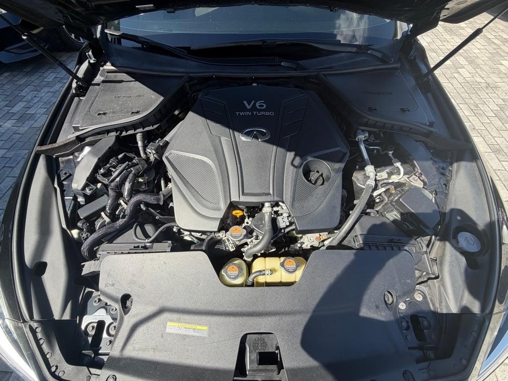 Infiniti Q50 LUXE RWD 2022