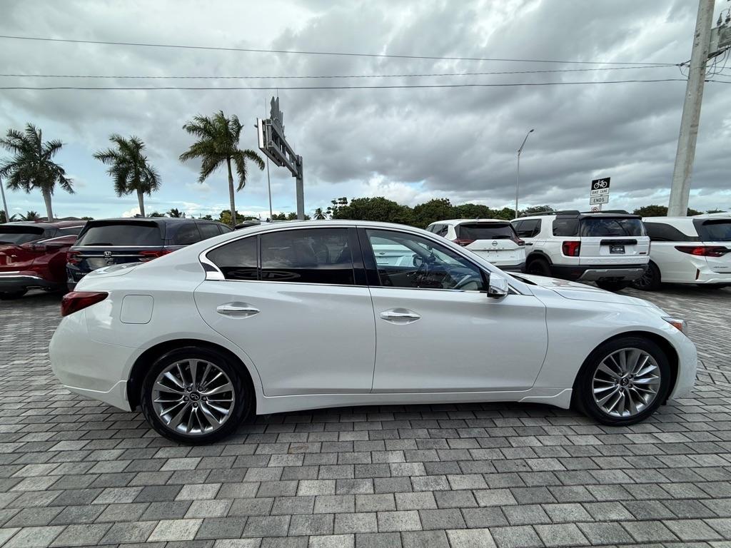 Infiniti Q50 LUXE AWD 2023