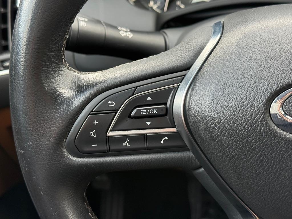 Infiniti Q50 LUXE AWD 2023