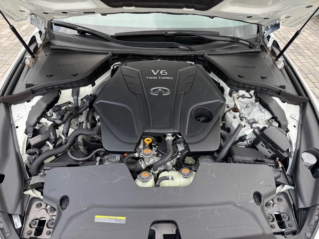 Infiniti Q50 LUXE AWD 2023