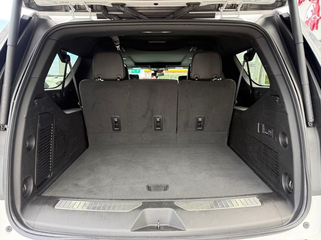 Chevrolet Suburban 4WD 4dr Z71 2024
