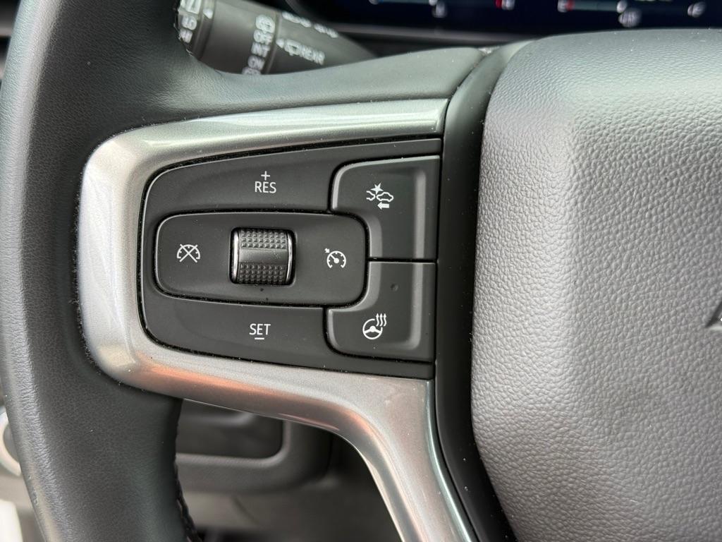 Chevrolet Suburban 4WD 4dr Z71 2024