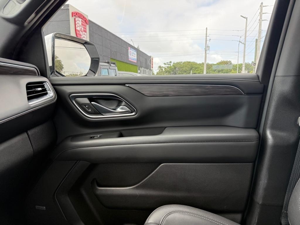 Chevrolet Suburban 4WD 4dr Z71 2024