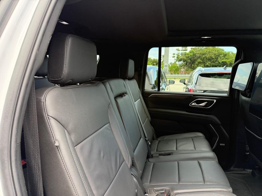 Chevrolet Suburban 4WD 4dr Z71 2024