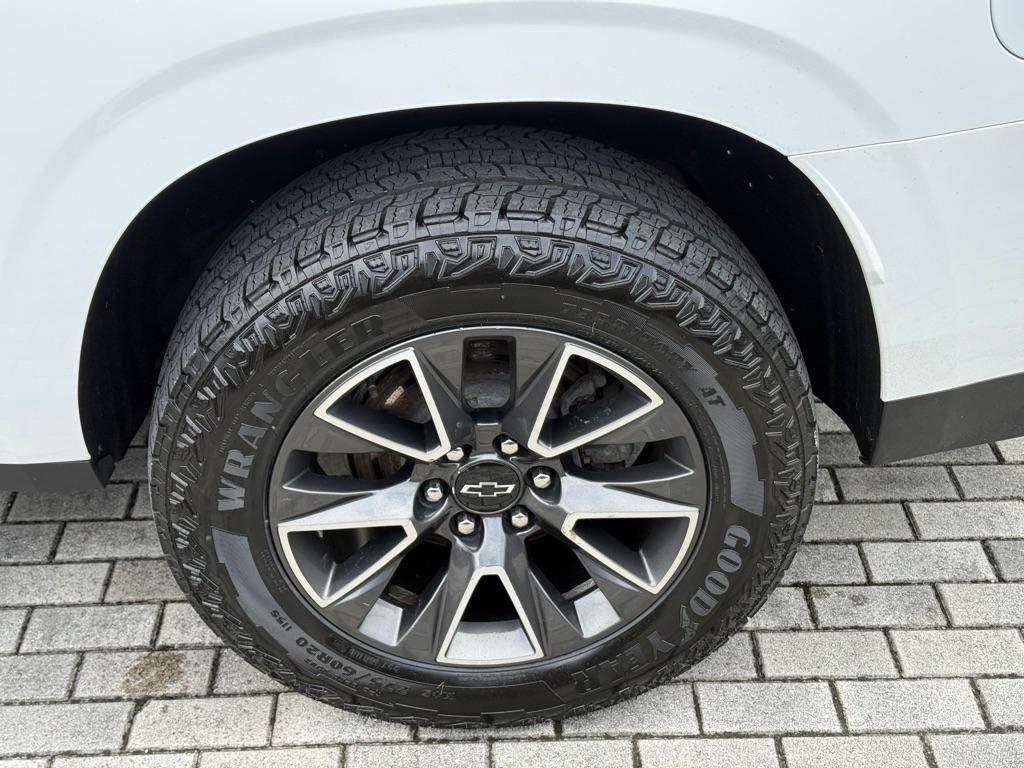 Chevrolet Suburban 4WD 4dr Z71 2024