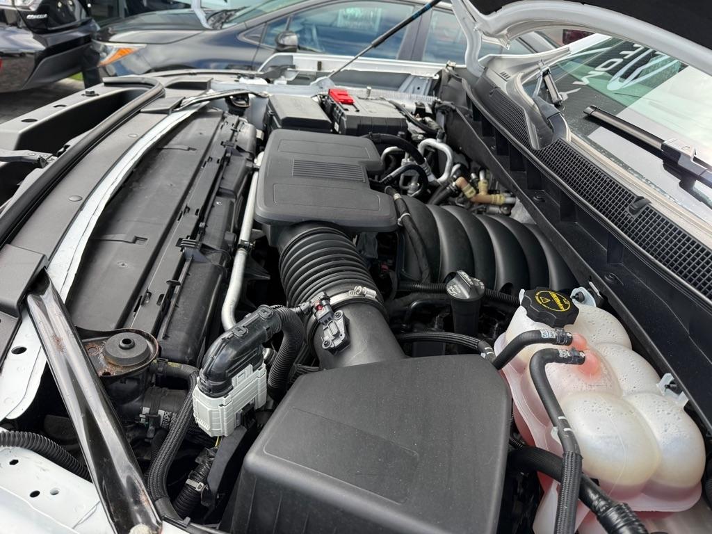 Chevrolet Suburban 4WD 4dr Z71 2024