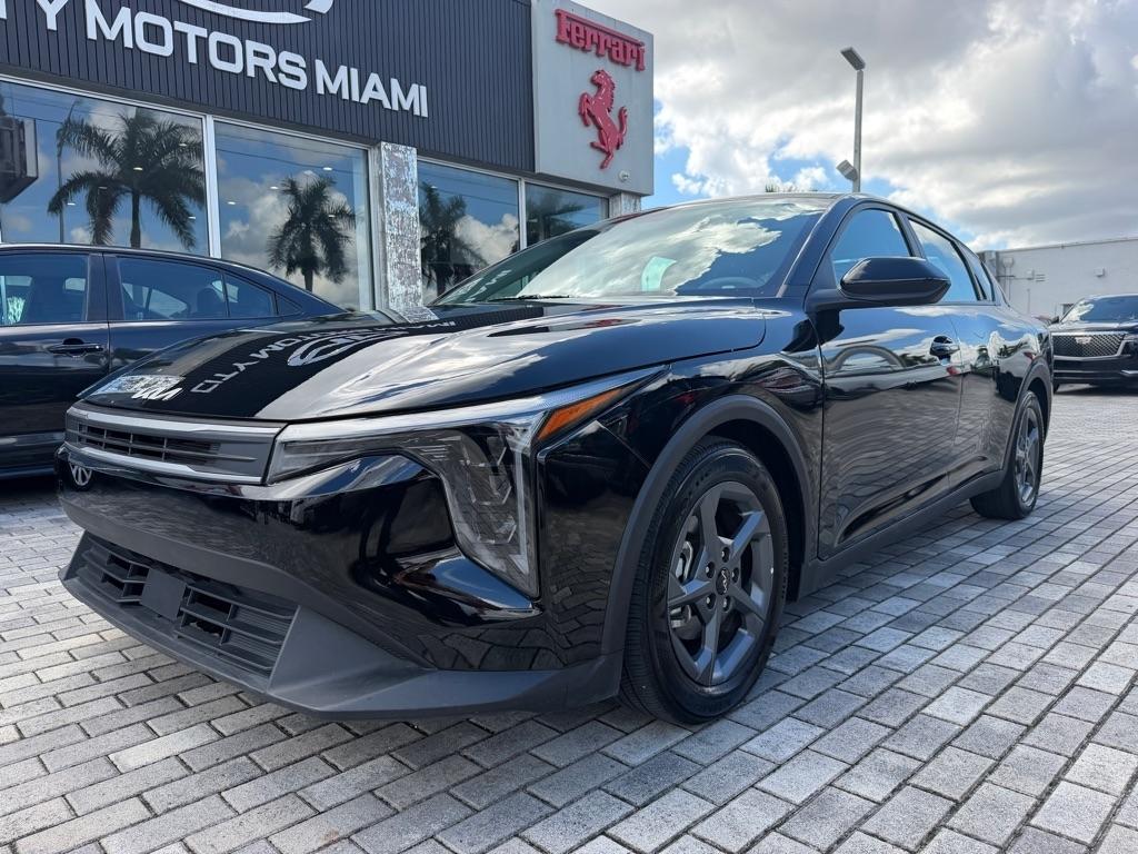 Kia K4 LXS FWD 2025
