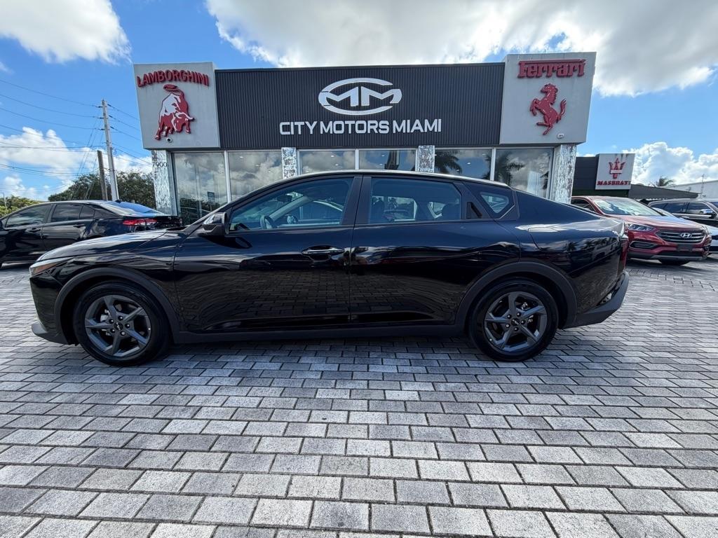 Kia K4 LXS FWD 2025