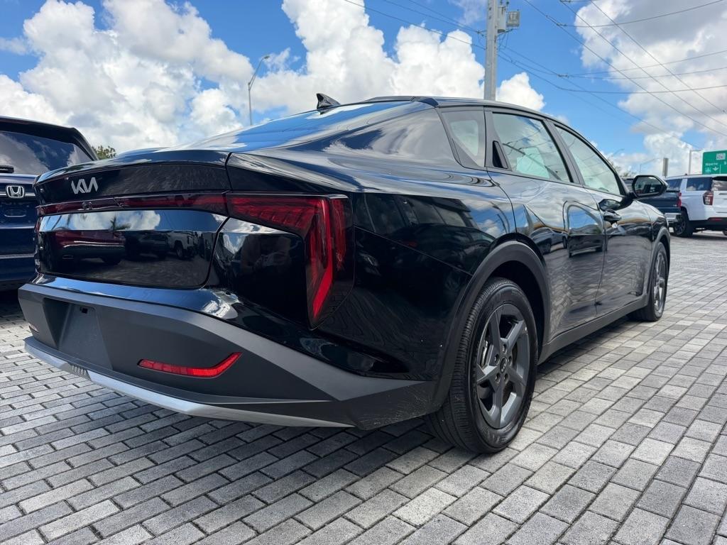 Kia K4 LXS FWD 2025