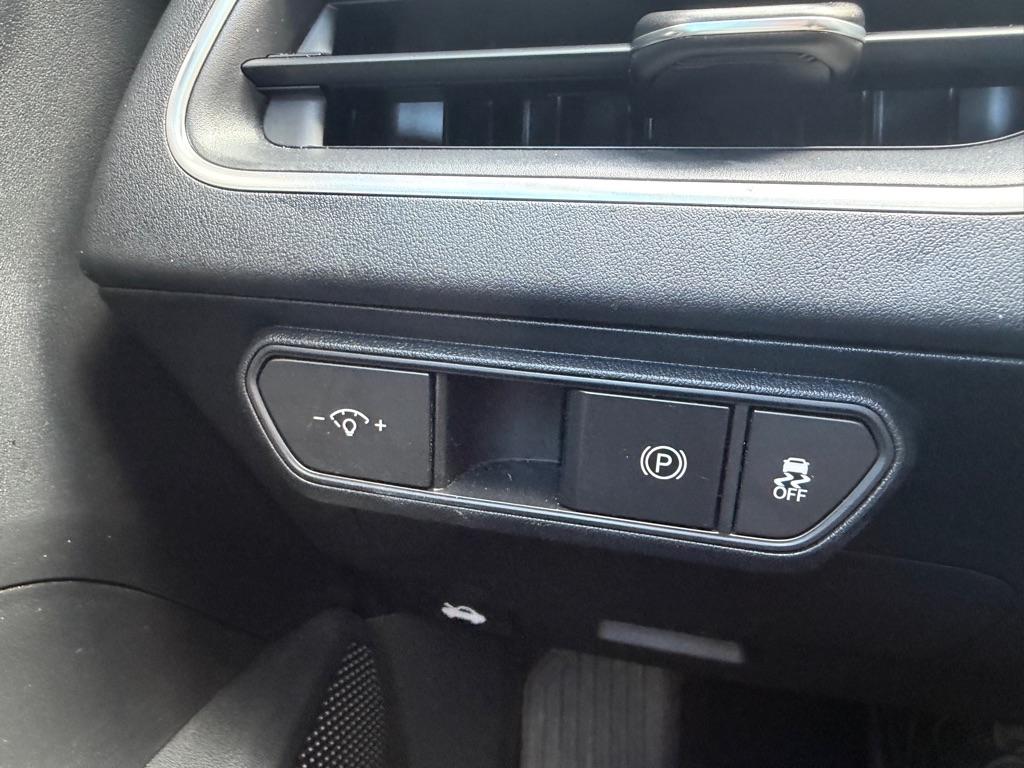 Kia K4 LXS FWD 2025