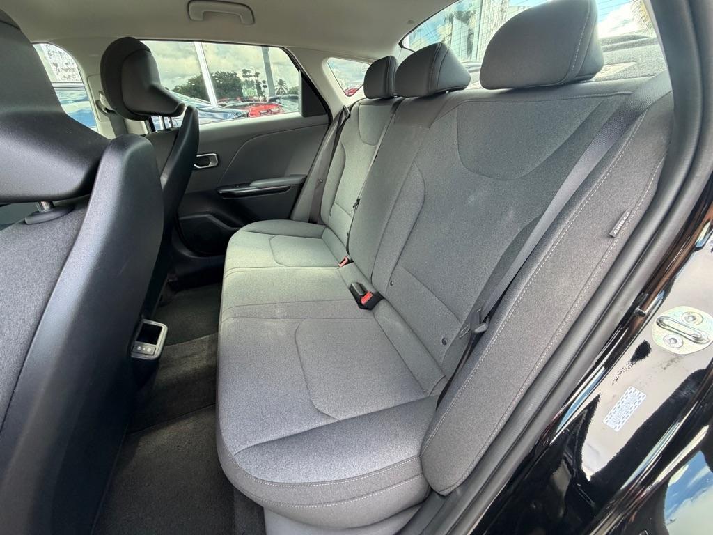 Kia K4 LXS FWD 2025