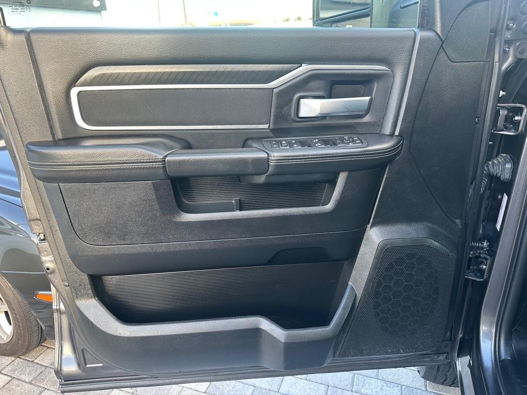 RAM 3500 Big Horn 4x4 Crew Cab 8' Box 2026