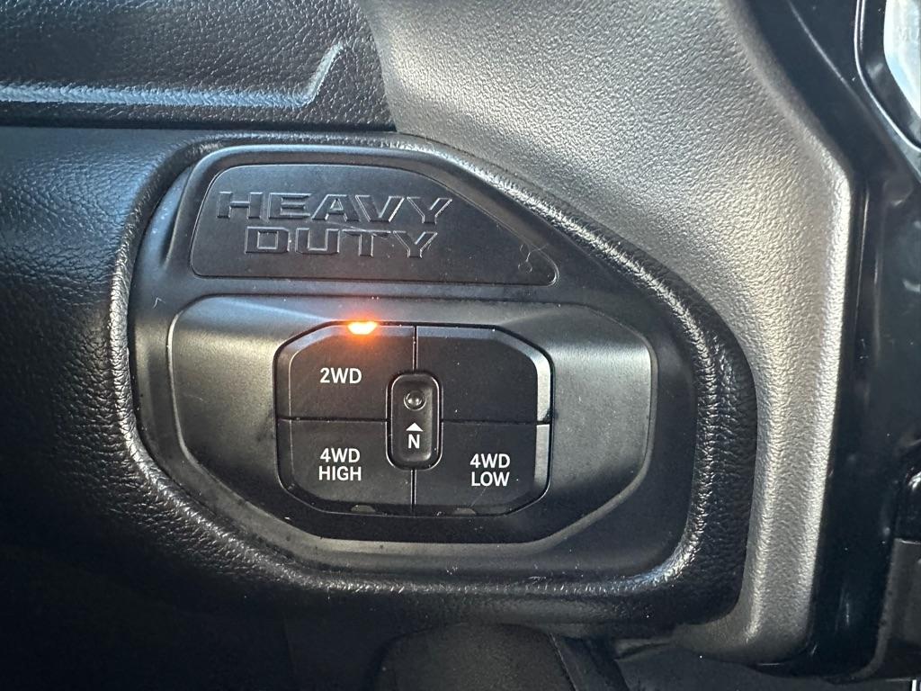 RAM 3500 Big Horn 4x4 Crew Cab 8' Box 2026