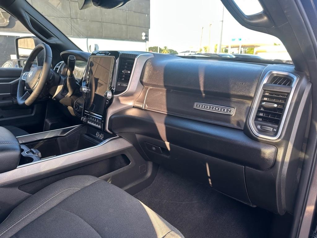 RAM 3500 Big Horn 4x4 Crew Cab 8' Box 2026