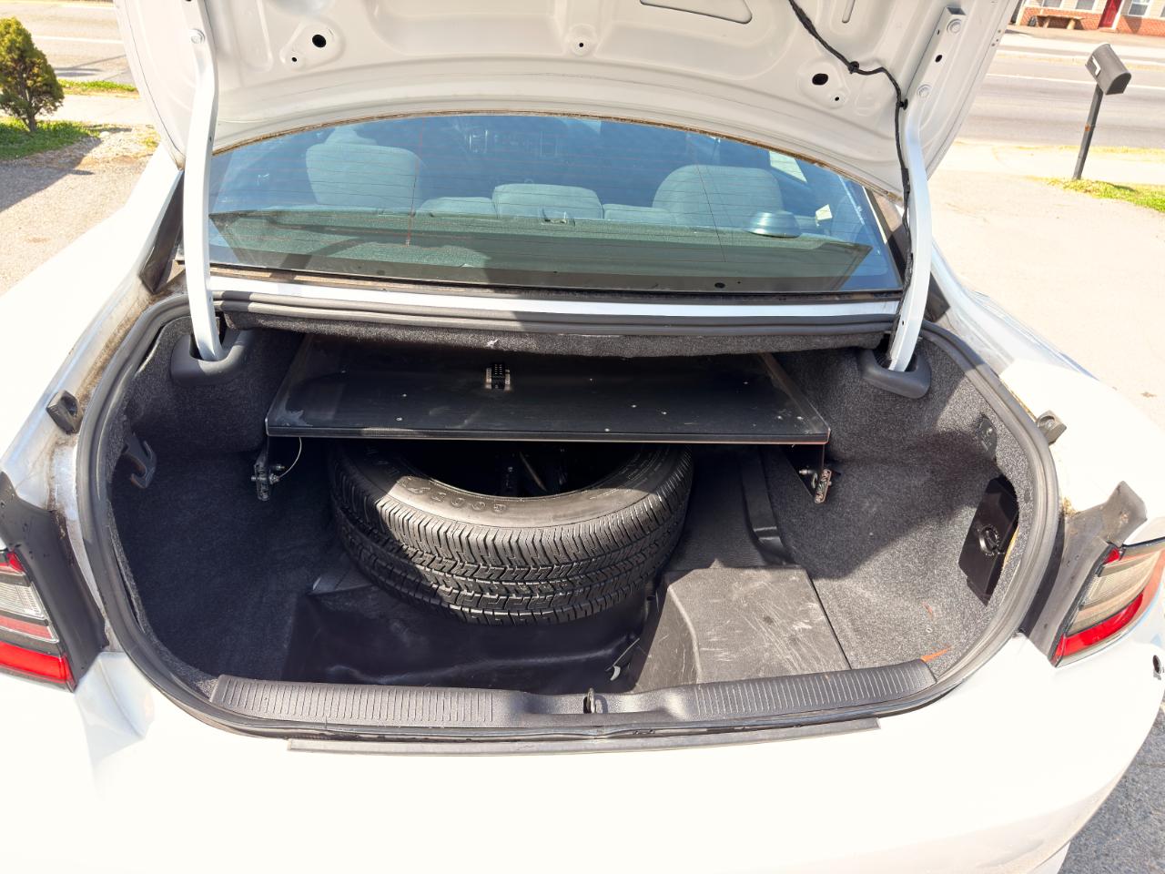 Dodge Charger 4dr Sdn Police RWD 2016