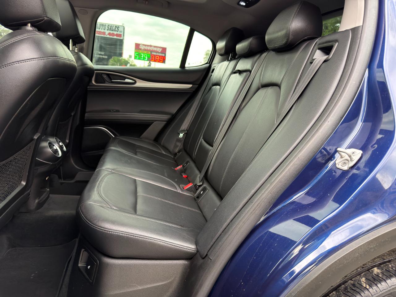Alfa Romeo Stelvio Sport AWD 2018