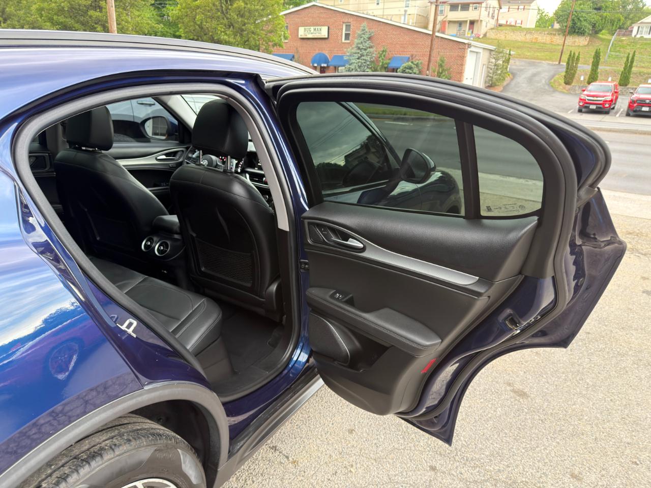 Alfa Romeo Stelvio Sport AWD 2018