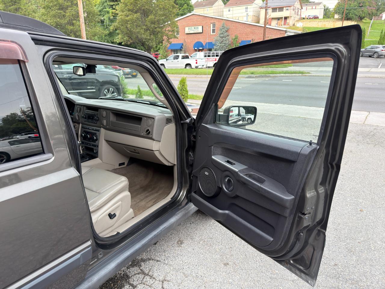 Jeep Commander 4dr 4WD 2006