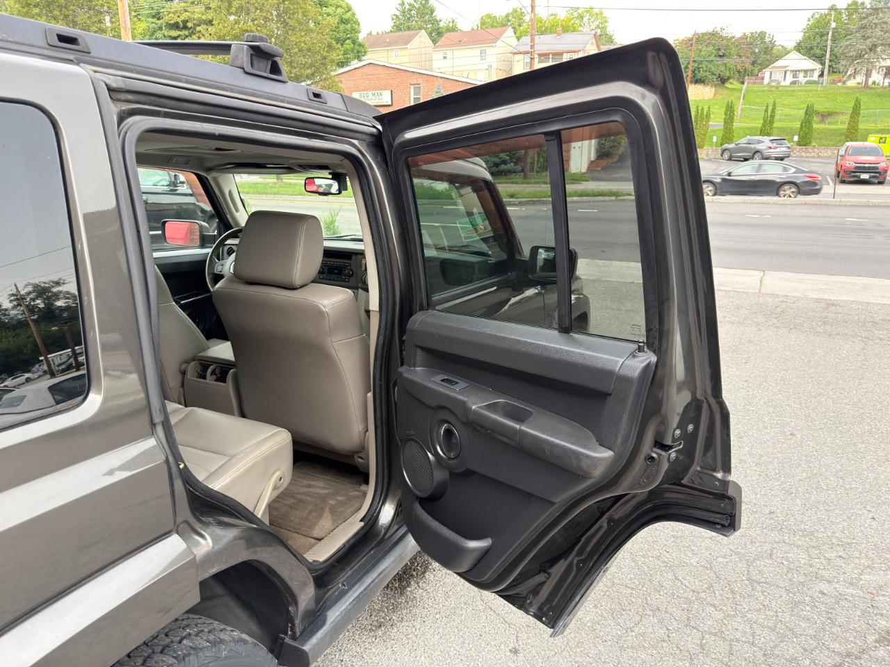 Jeep Commander 4dr 4WD 2006