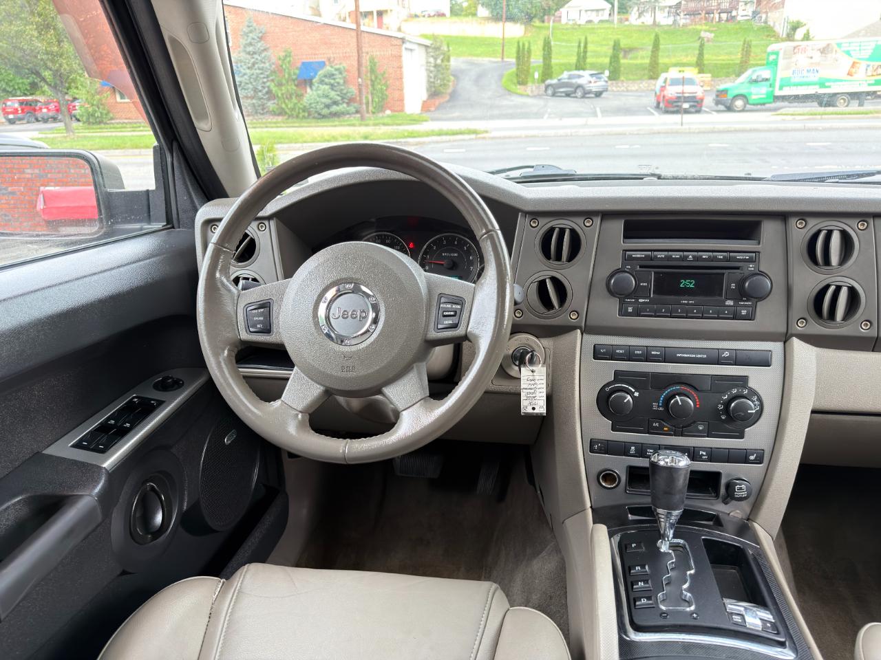 Jeep Commander 4dr 4WD 2006