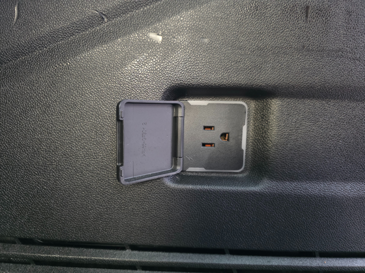 GMC Yukon XL 4WD 4dr SLE 2023