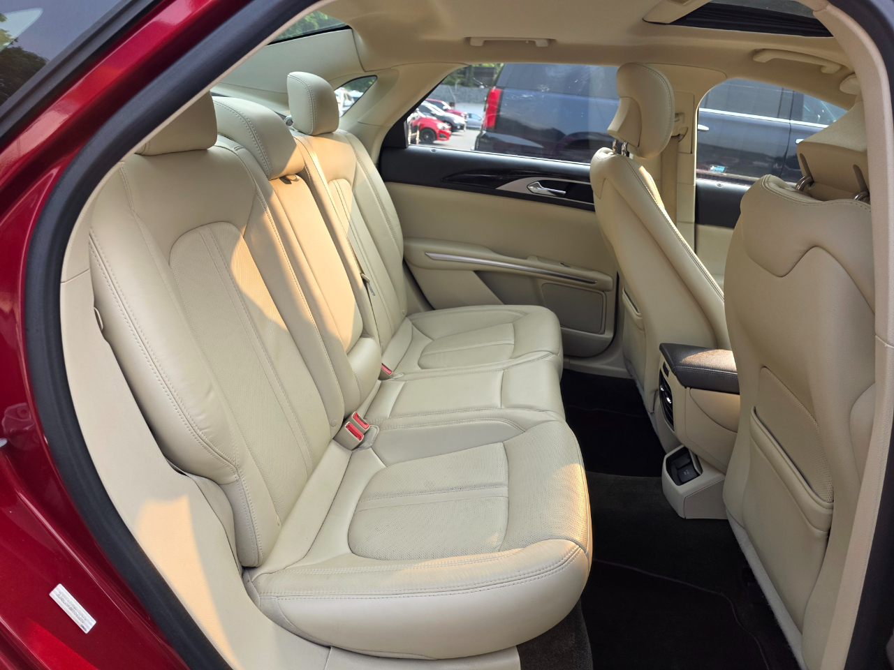 Lincoln MKZ 4dr Sdn FWD 2015 Lincoln MKZ 4dr Sdn FWD 2015