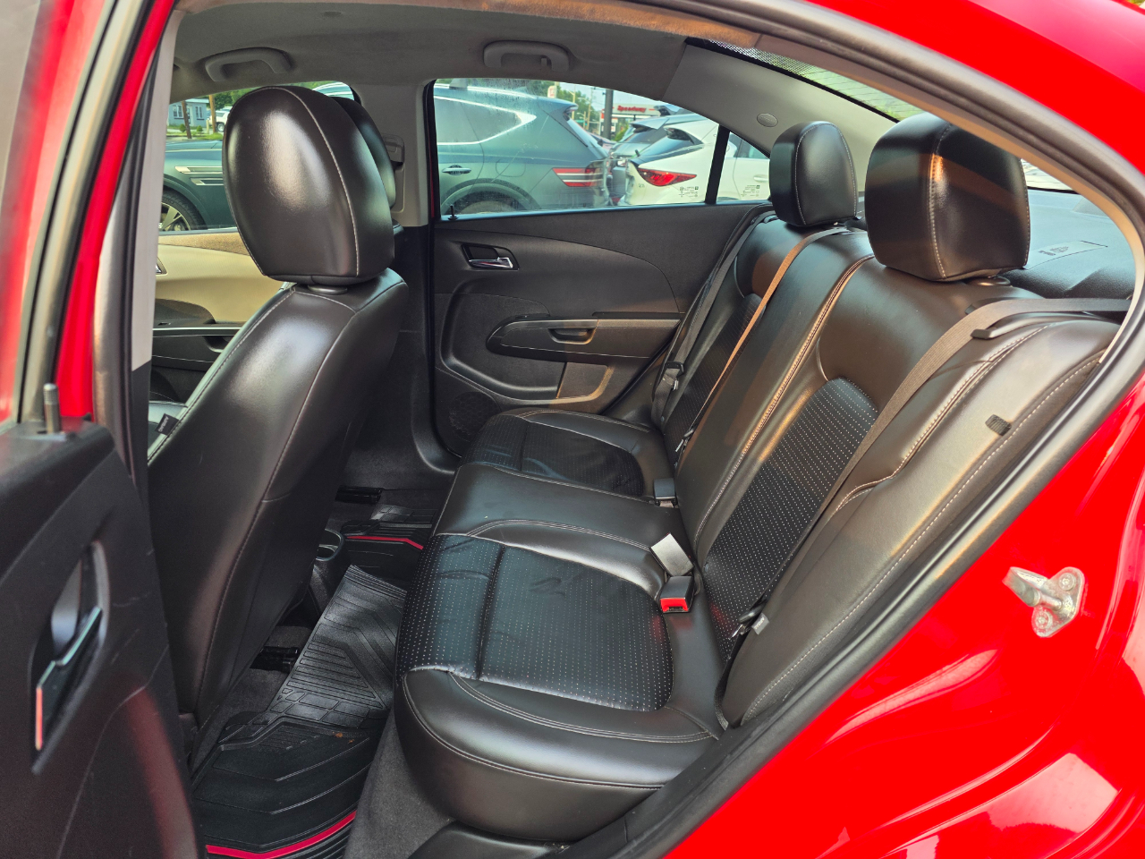 Chevrolet Sonic 4dr Sdn Auto LT 2015 Chevrolet Sonic 4dr Sdn Auto LT 2015