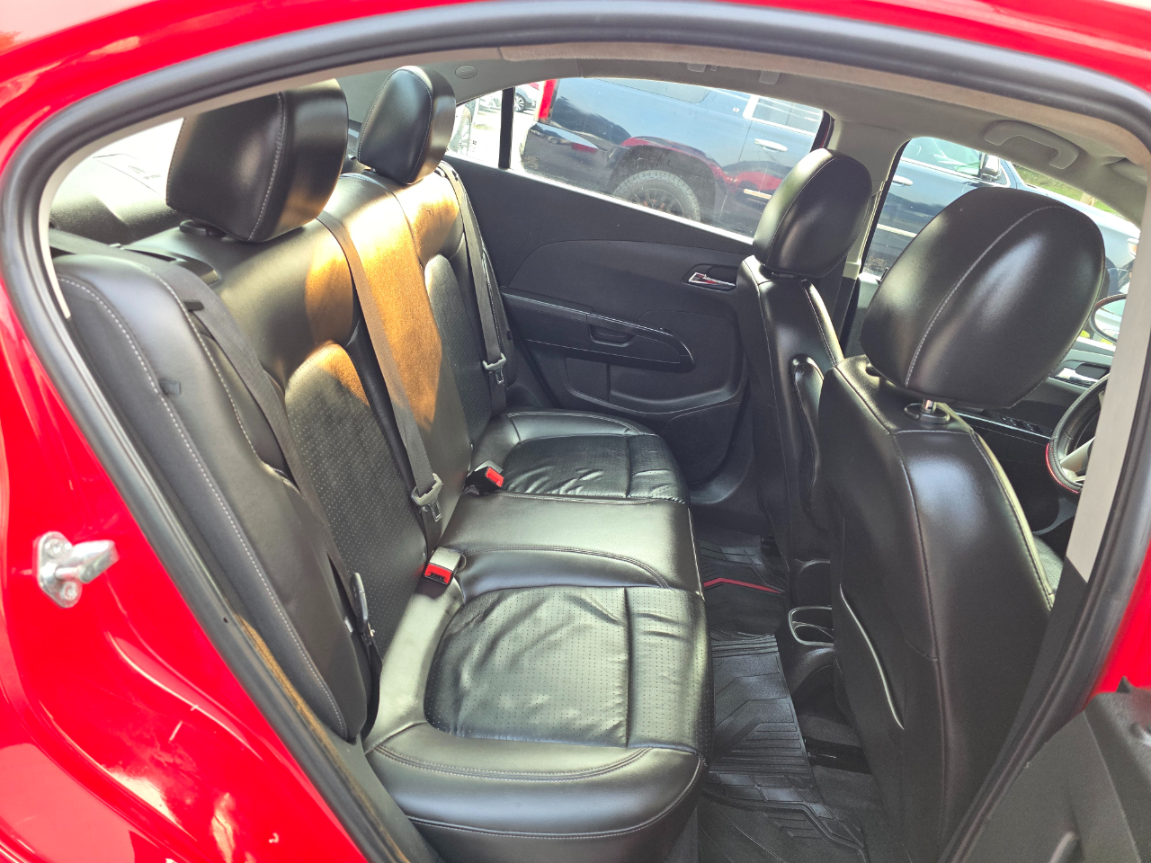 Chevrolet Sonic 4dr Sdn Auto LT 2015 Chevrolet Sonic 4dr Sdn Auto LT 2015