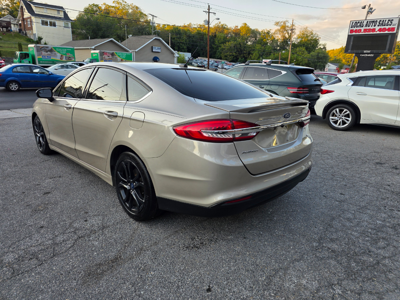 2018 Ford Fusion Hybrid SE photo 3