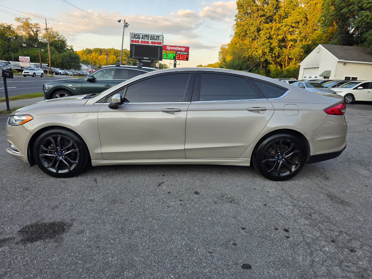 2018 Ford Fusion Hybrid SE photo 4