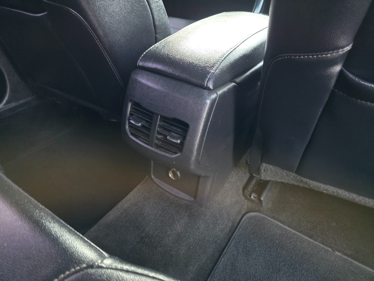 Ford Fusion Hybrid SE FWD 2018 Ford Fusion Hybrid SE FWD 2018