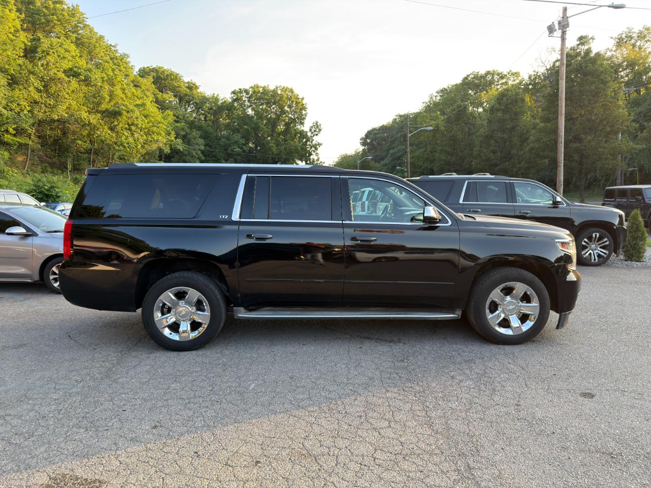 Chevrolet Suburban 4WD 4dr LTZ 2015