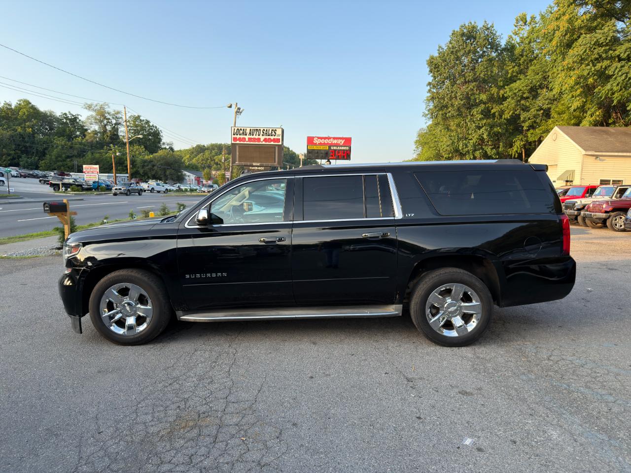 Chevrolet Suburban 4WD 4dr LTZ 2015