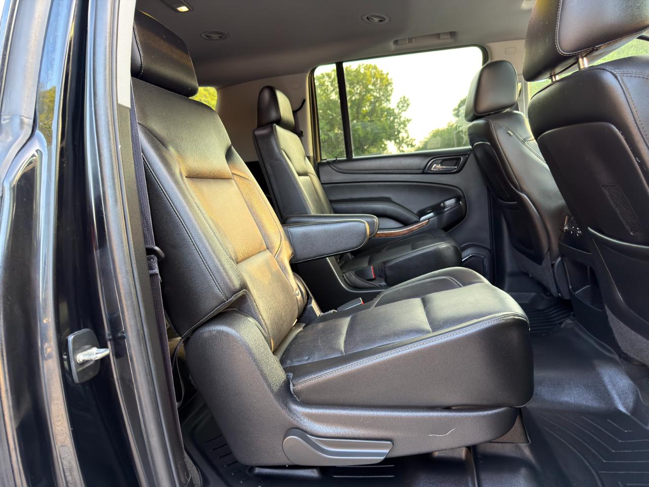 Chevrolet Suburban 4WD 4dr LTZ 2015