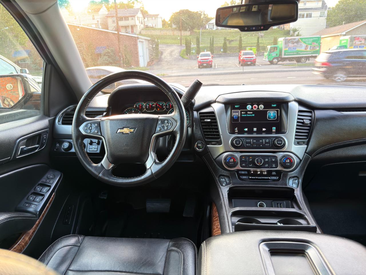 Chevrolet Suburban 4WD 4dr LTZ 2015