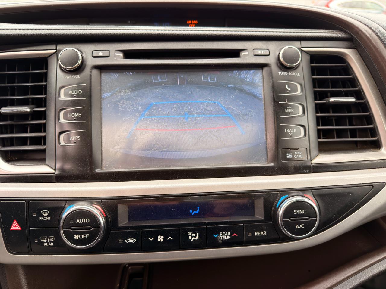 Toyota Highlander AWD 4dr V6 XLE (Natl) 2016