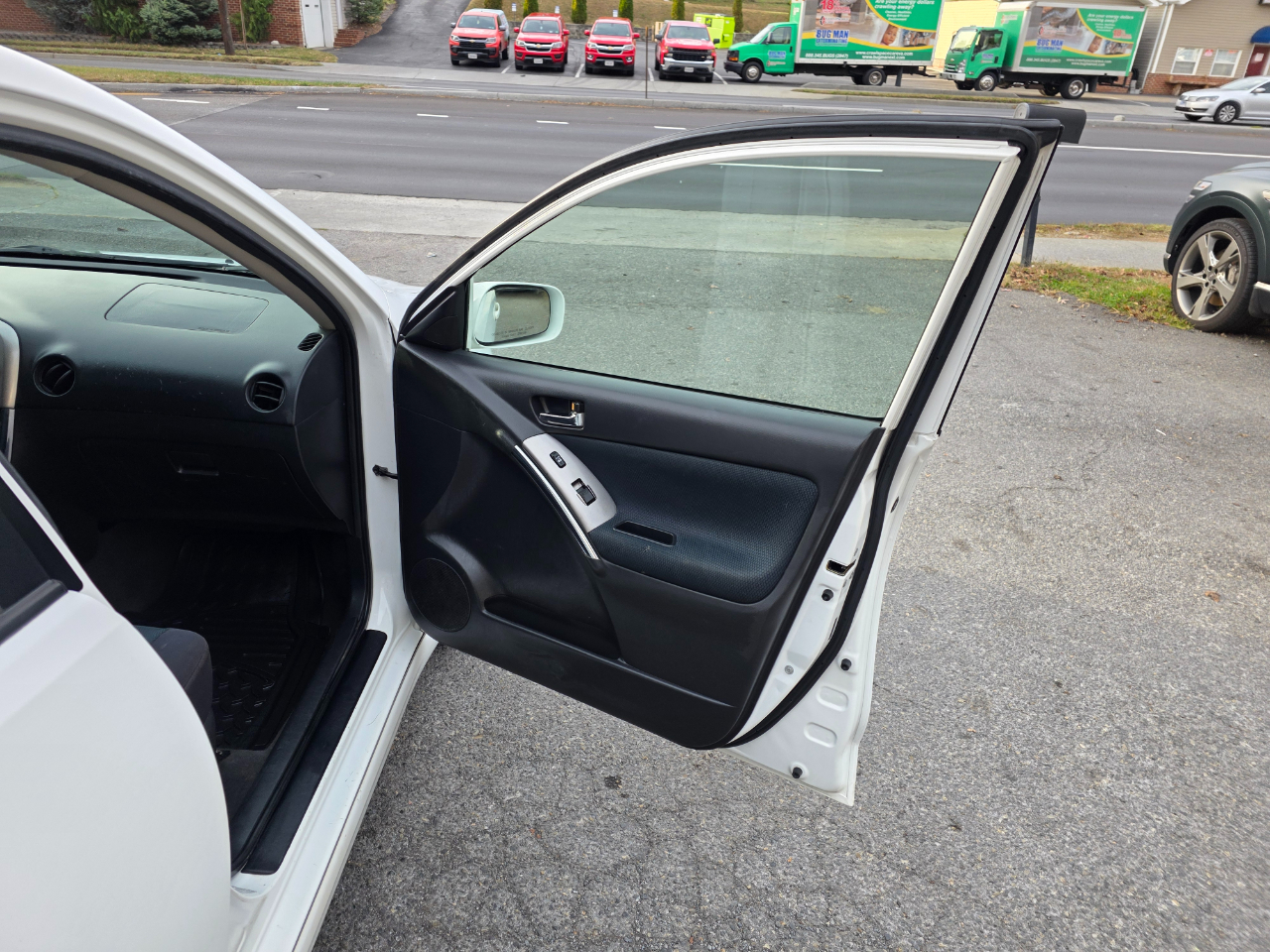 Toyota Matrix 5dr Wgn STD Auto AWD (Natl) 2005 Toyota Matrix 5dr Wgn STD Auto AWD (Natl) 2005