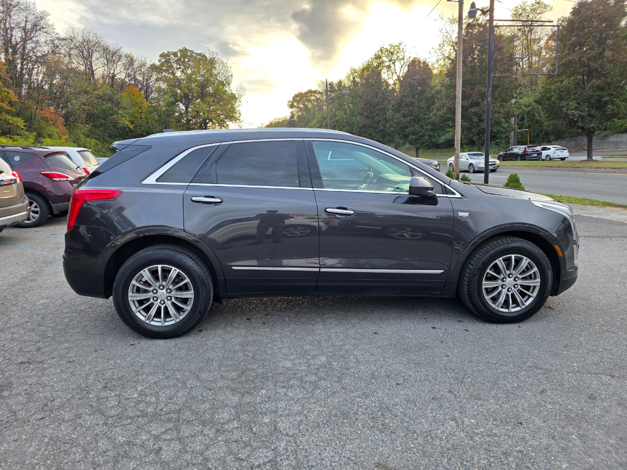 Cadillac XT5 AWD 4dr Luxury 2017 Cadillac XT5 AWD 4dr Luxury 2017