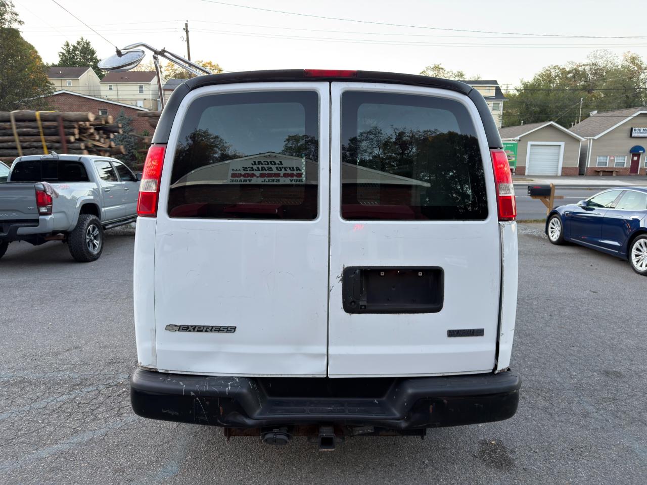 Chevrolet Express Cargo Van RWD 2500 135" 2017