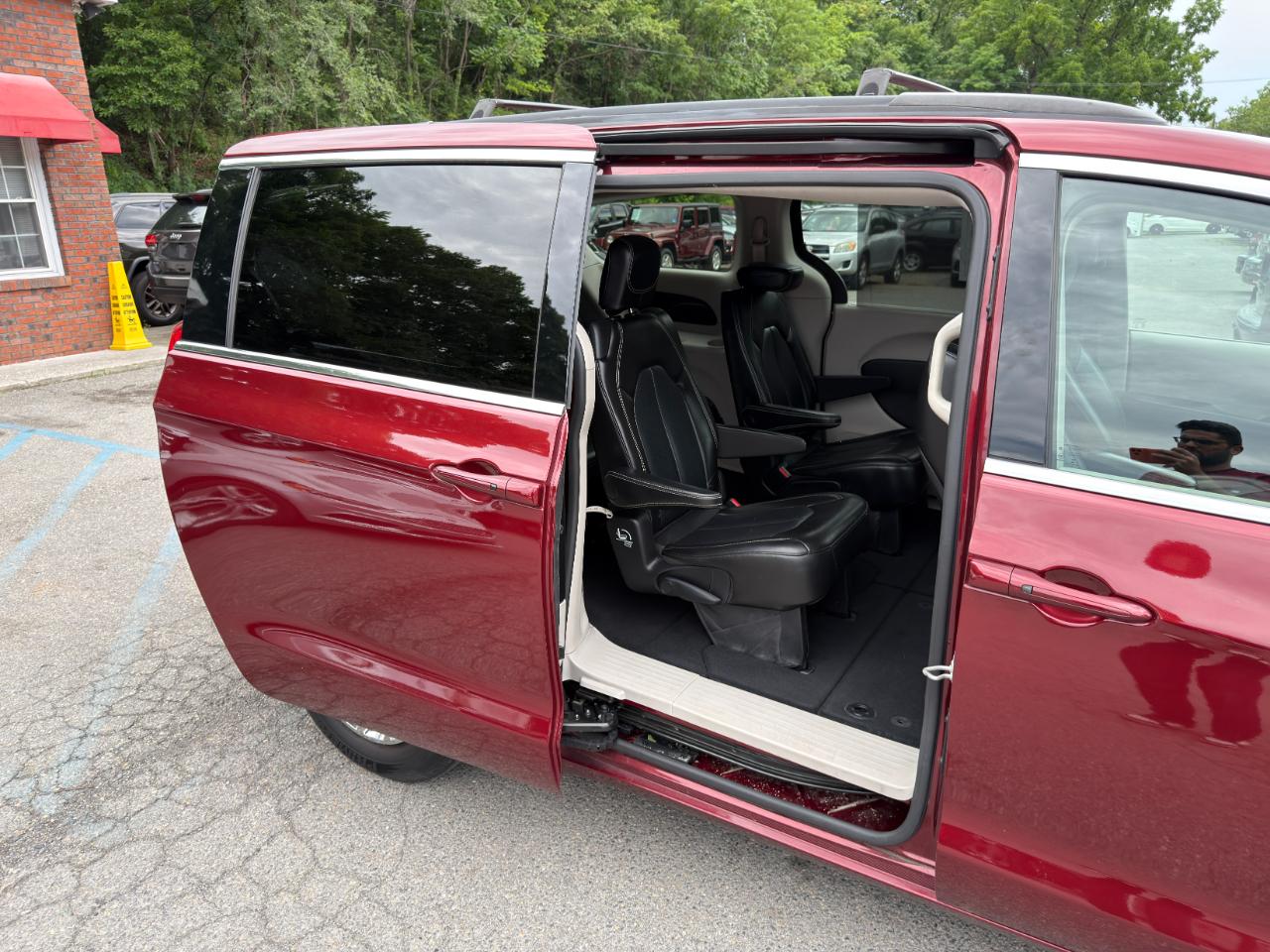 Chrysler Voyager LXI FWD 2021