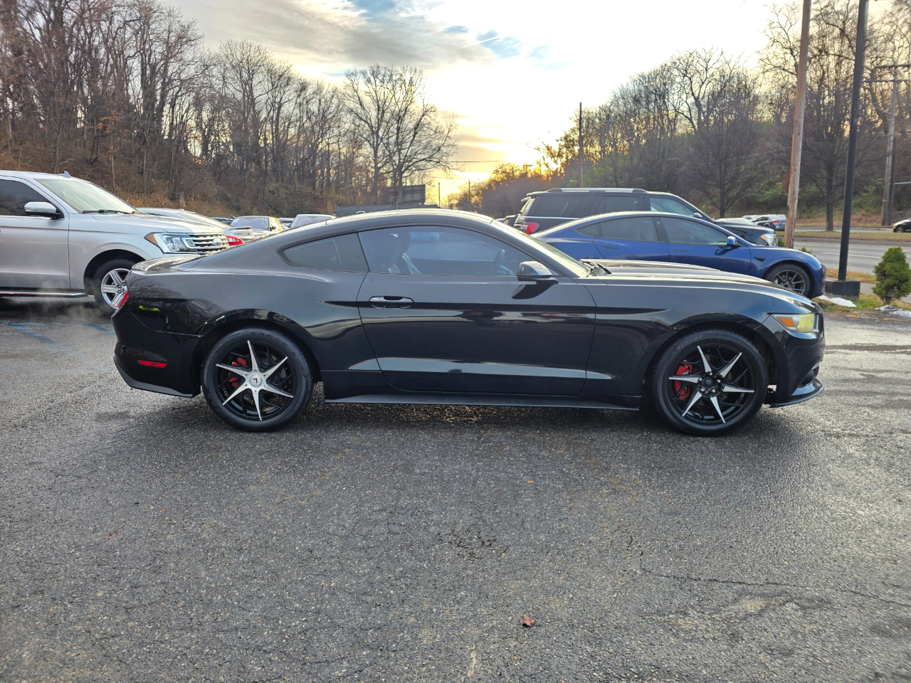 Ford Mustang 2dr Fastback EcoBoost 2015