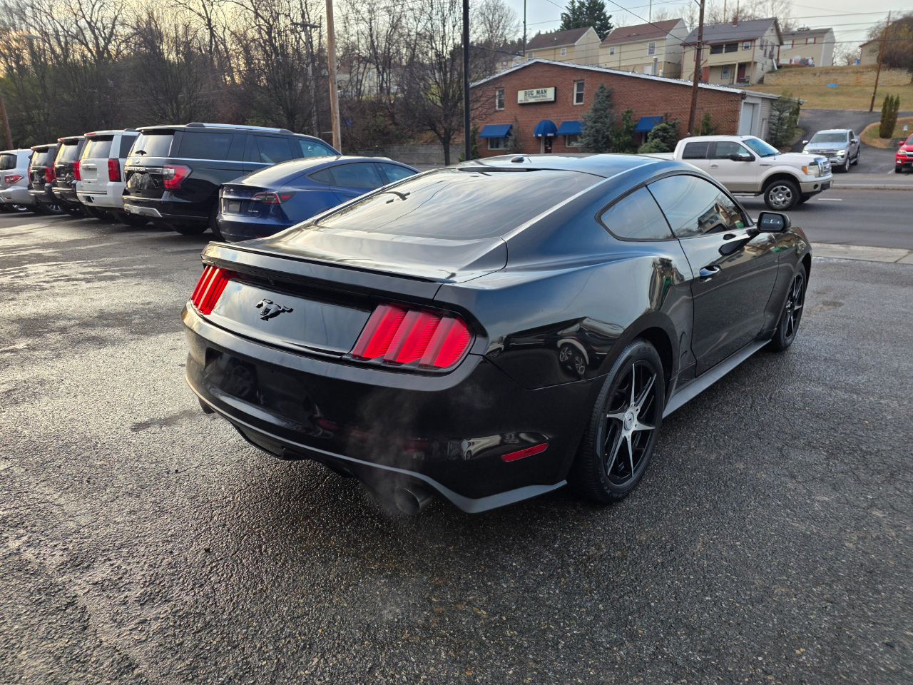 Ford Mustang 2dr Fastback EcoBoost 2015