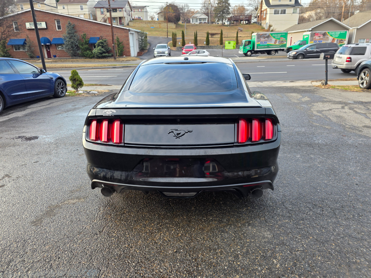 Ford Mustang 2dr Fastback EcoBoost 2015