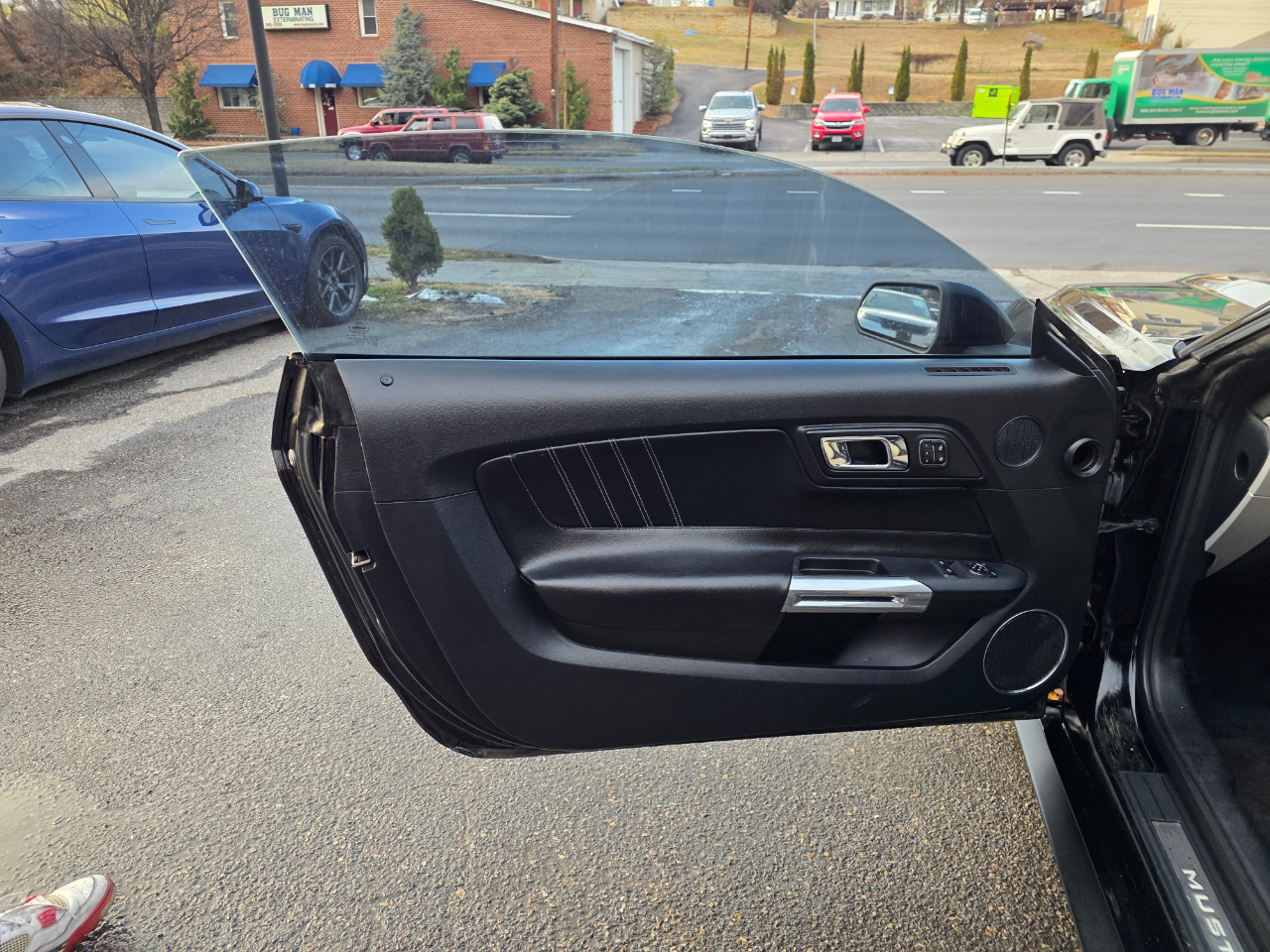 Ford Mustang 2dr Fastback EcoBoost 2015