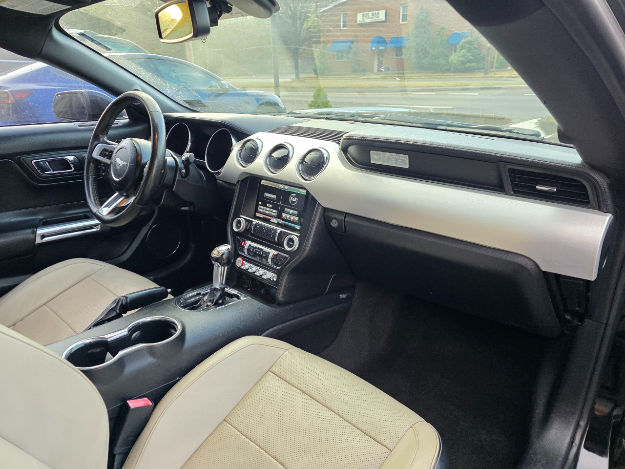 Ford Mustang 2dr Fastback EcoBoost 2015