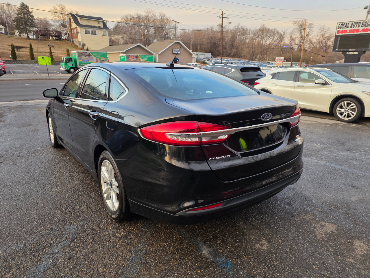 Ford Fusion SE FWD 2018