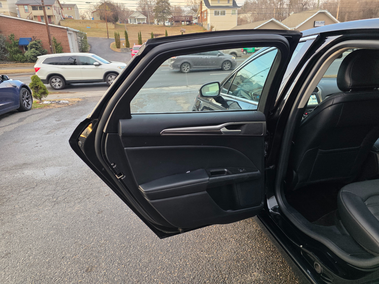 Ford Fusion SE FWD 2018