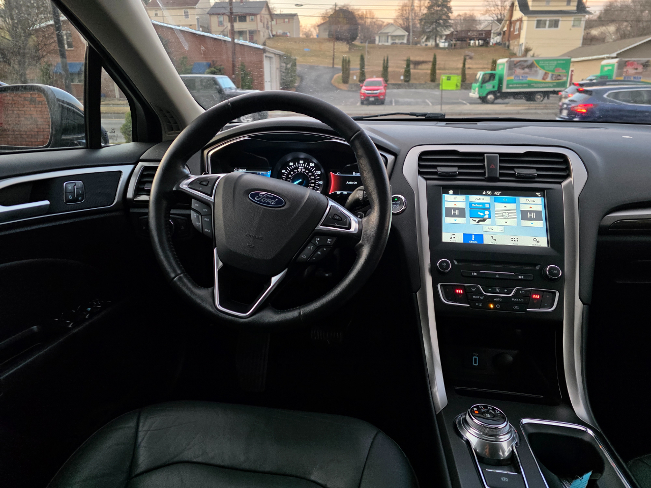 Ford Fusion SE FWD 2018