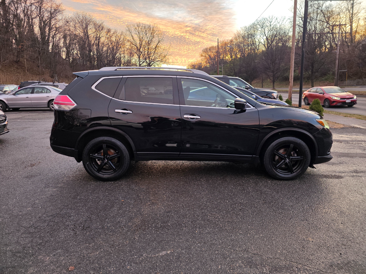 Nissan Rogue AWD 4dr SV 2015